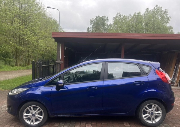 Ford Fiesta cena 28500 przebieg: 122000, rok produkcji 2015 z Chełmek małe 172